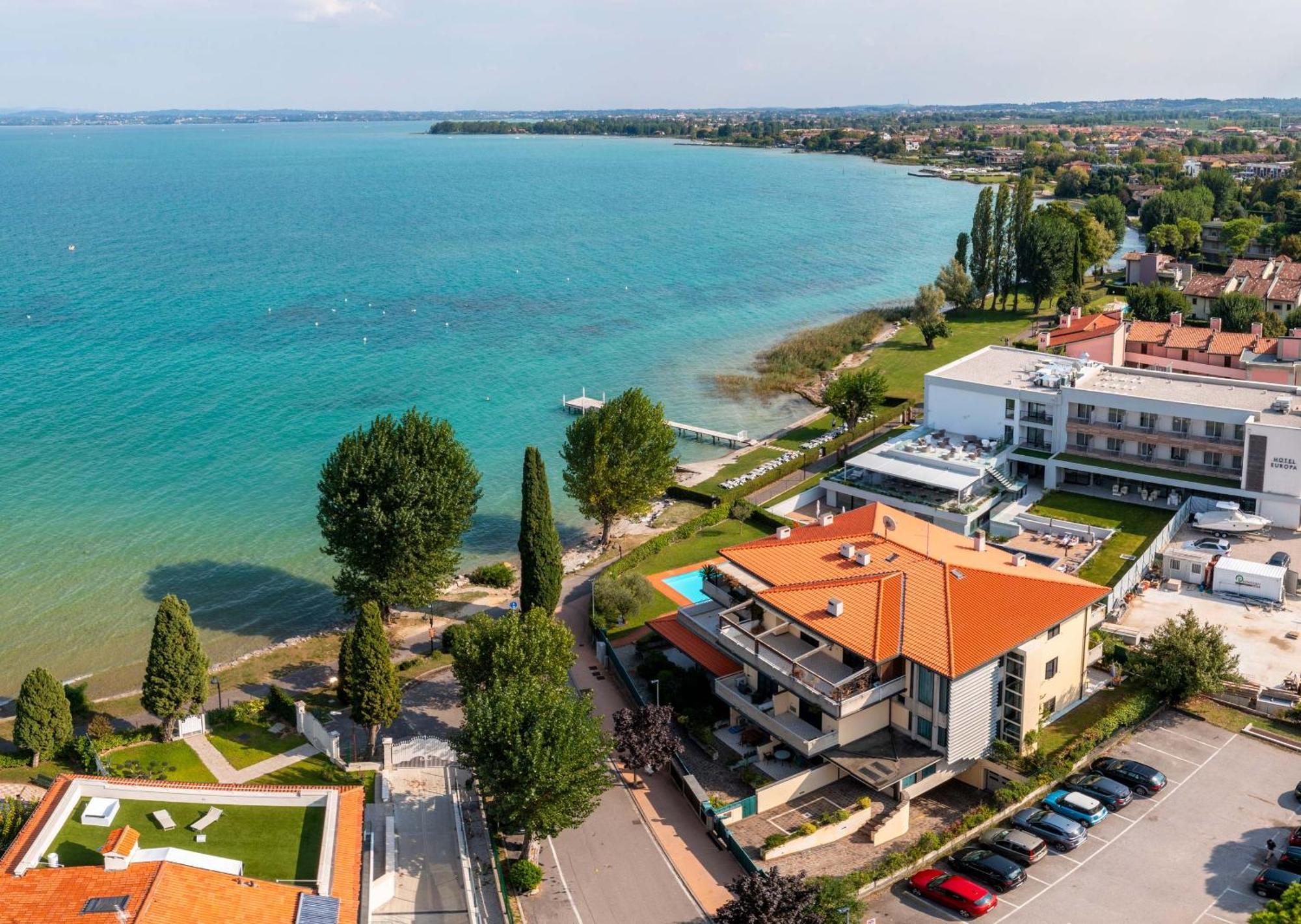 Lake Apartment Primea Сірміоне Екстер'єр фото
